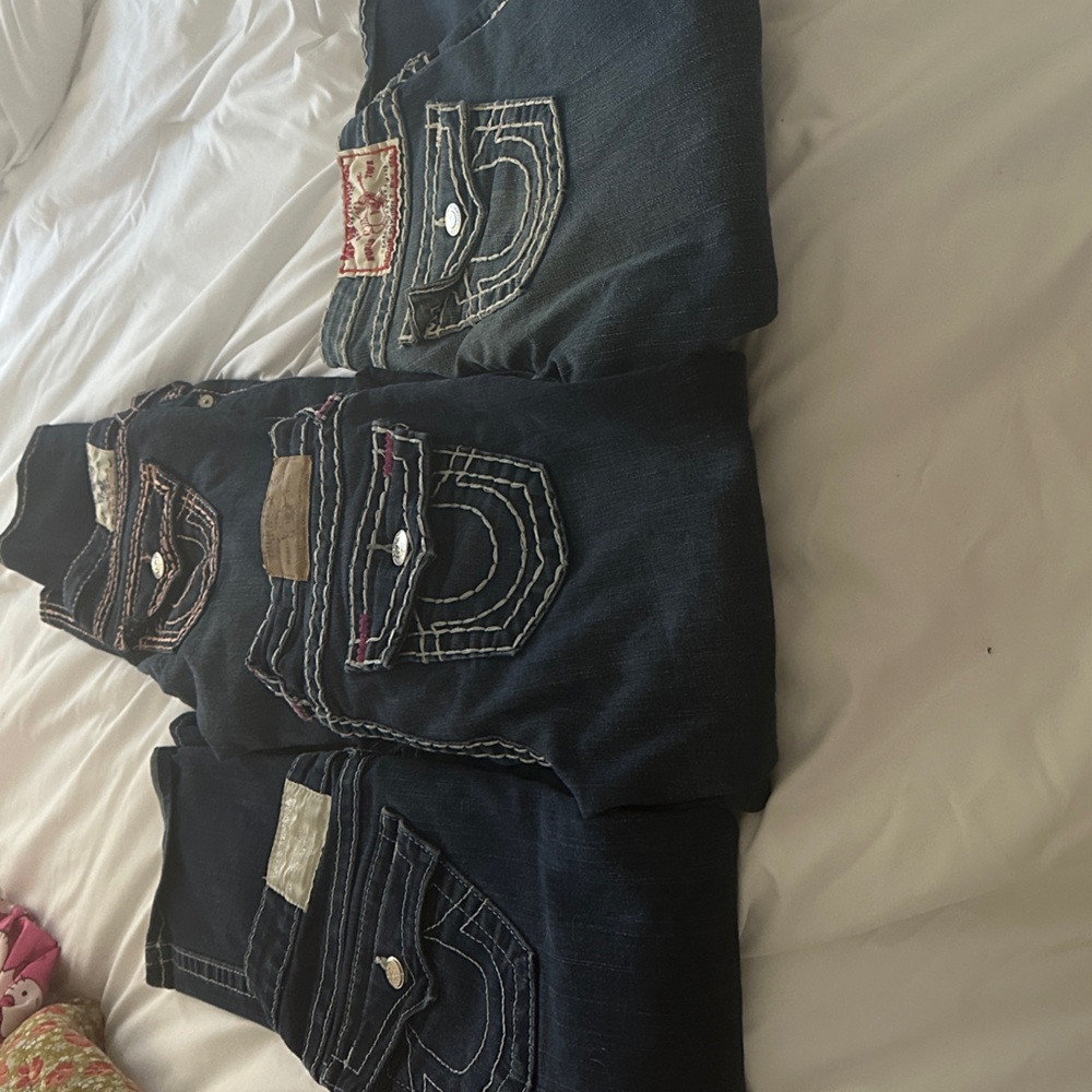 True Religion Dark Blue Women's Jeans all size 28 and selling each 25